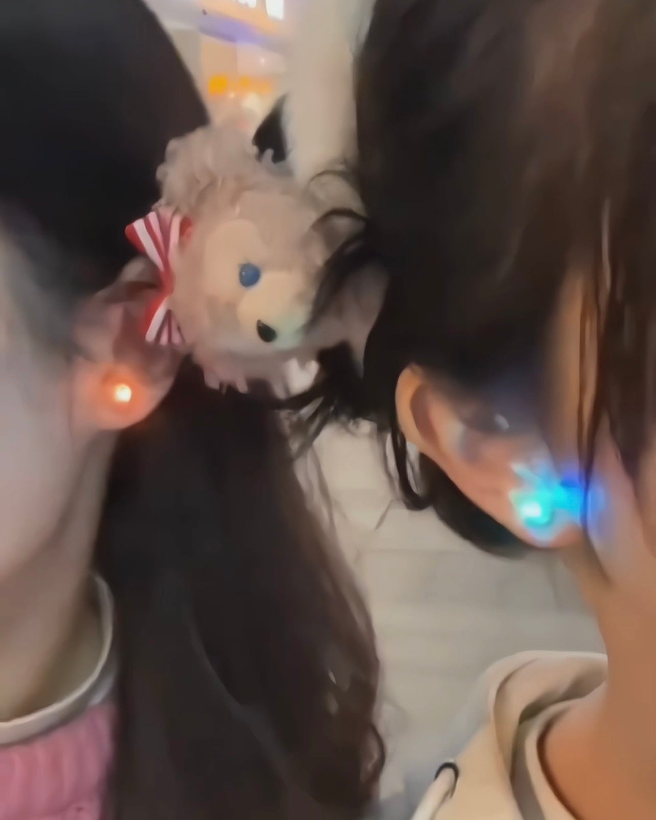 Random led light earrings💚💛🧡💙❤️