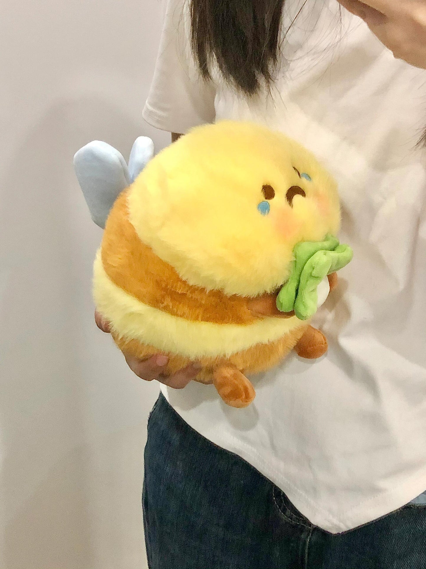 Bumble bee crying ππ