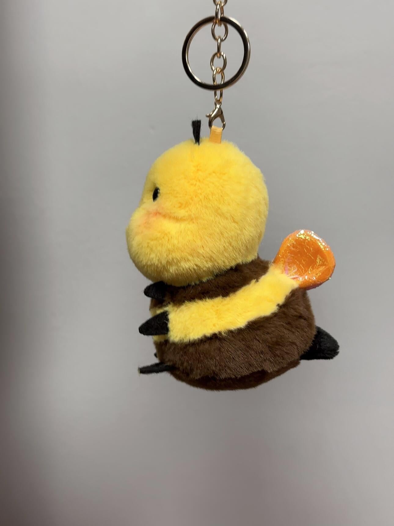 Bee keychain🐝