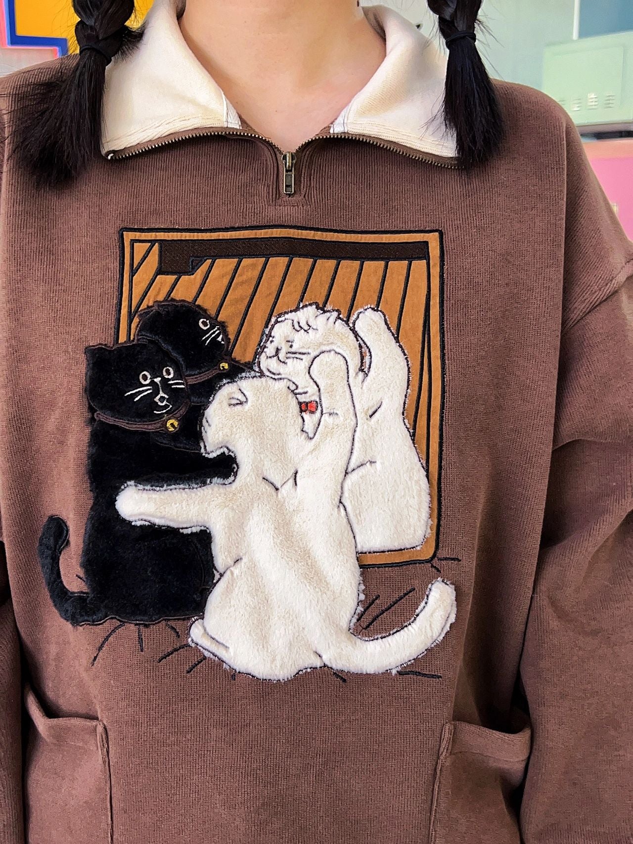 Black cat and white cat π»π