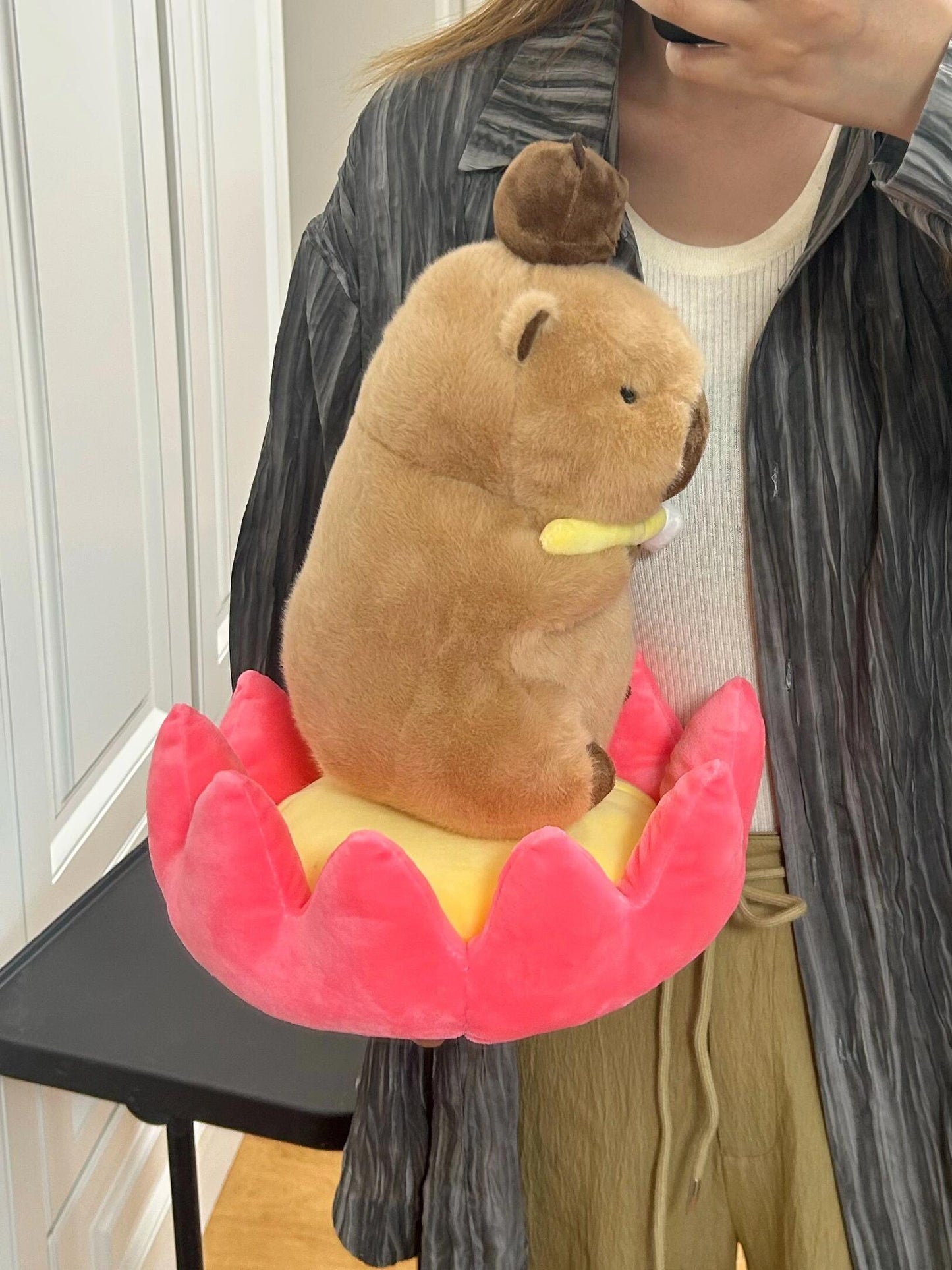 Capybara + lotus💓