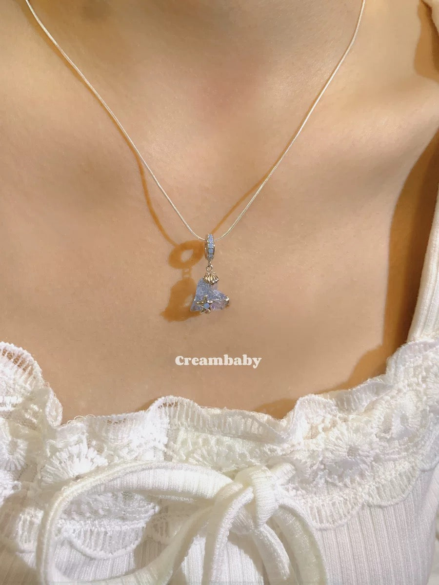 Ocean heart pendant necklace🌊🪸