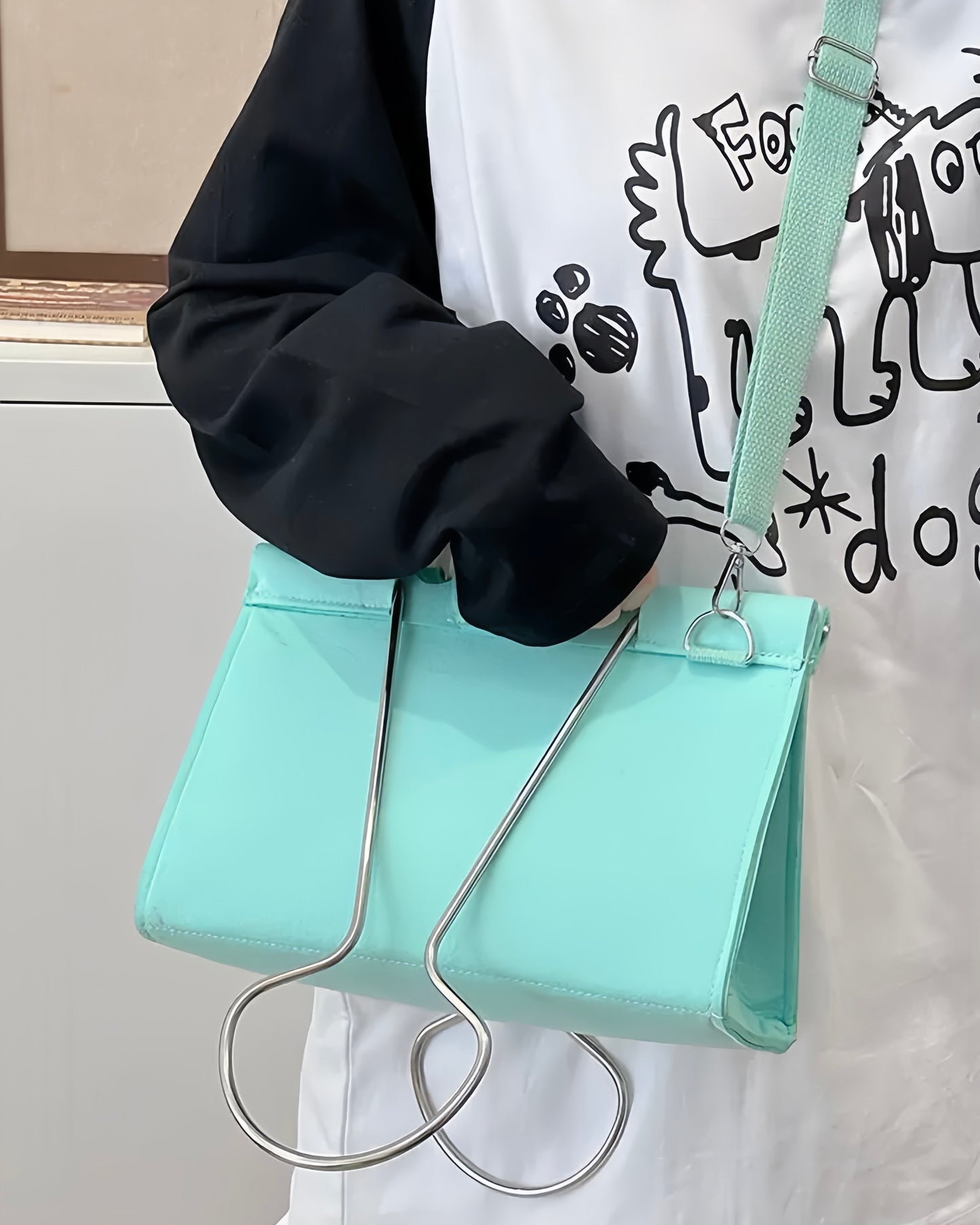 Paper clip bag