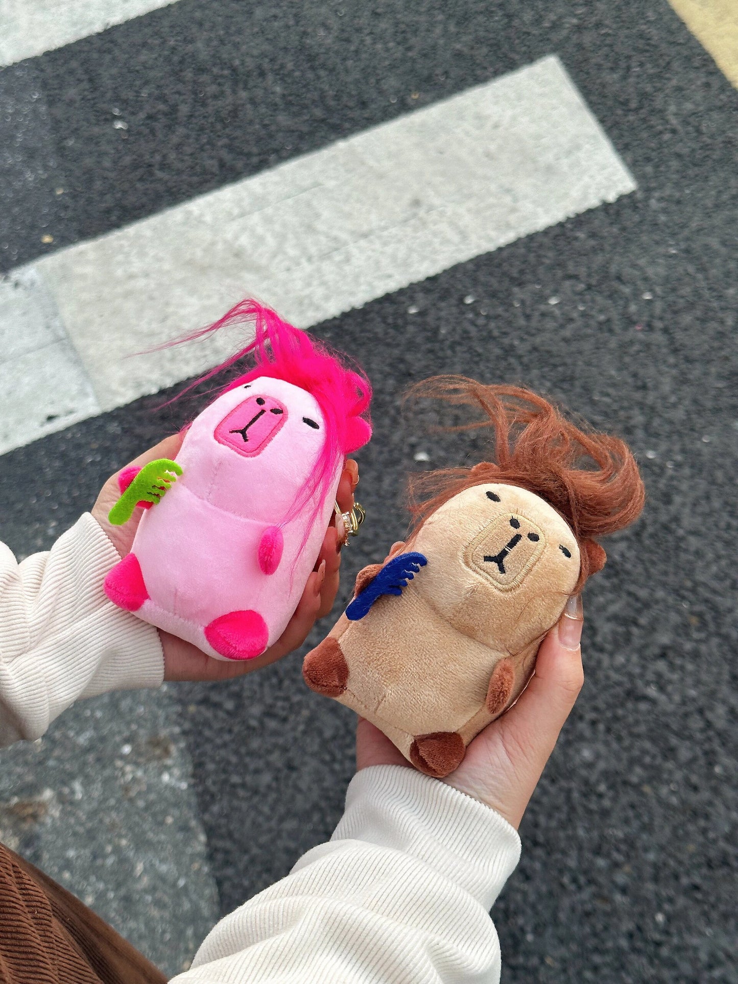 Capybara keychain🦦