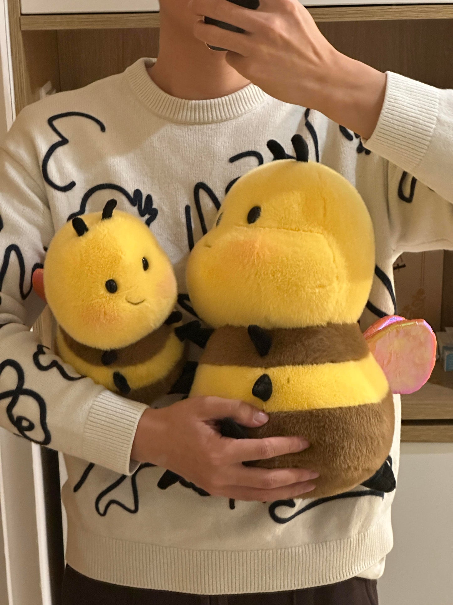 Cute bee π