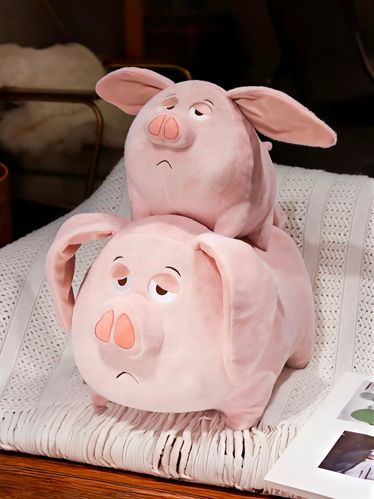 Flying pig from the animation Nezha 2π·