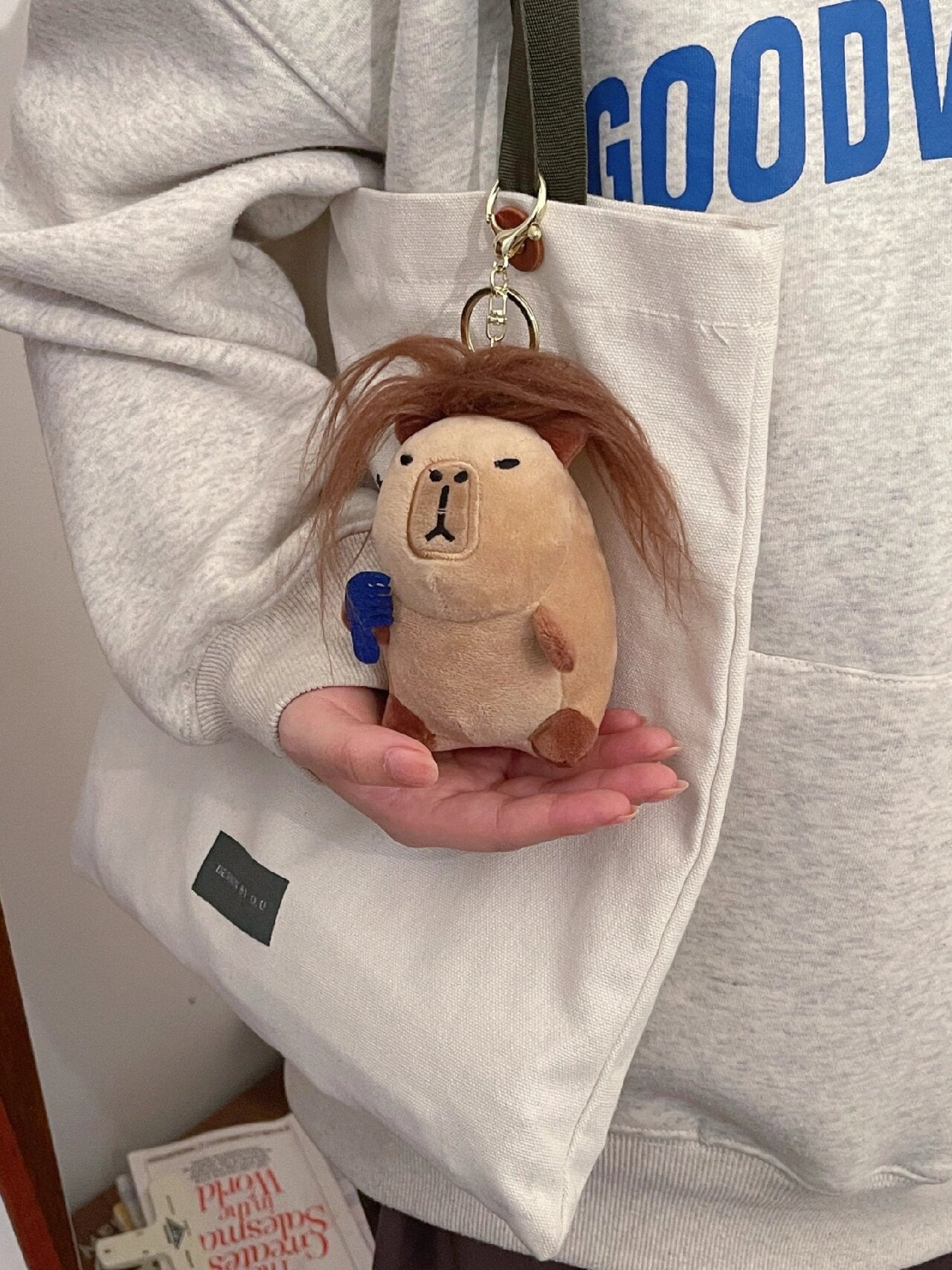 Capybara keychain🦦