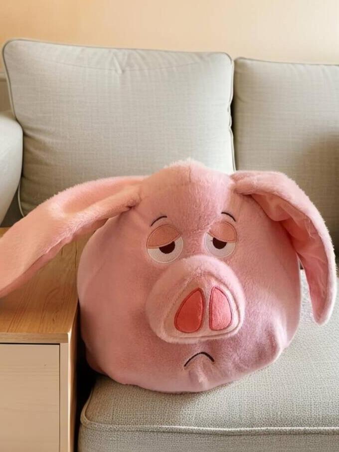 Flying pig from the animation Nezha 2π·