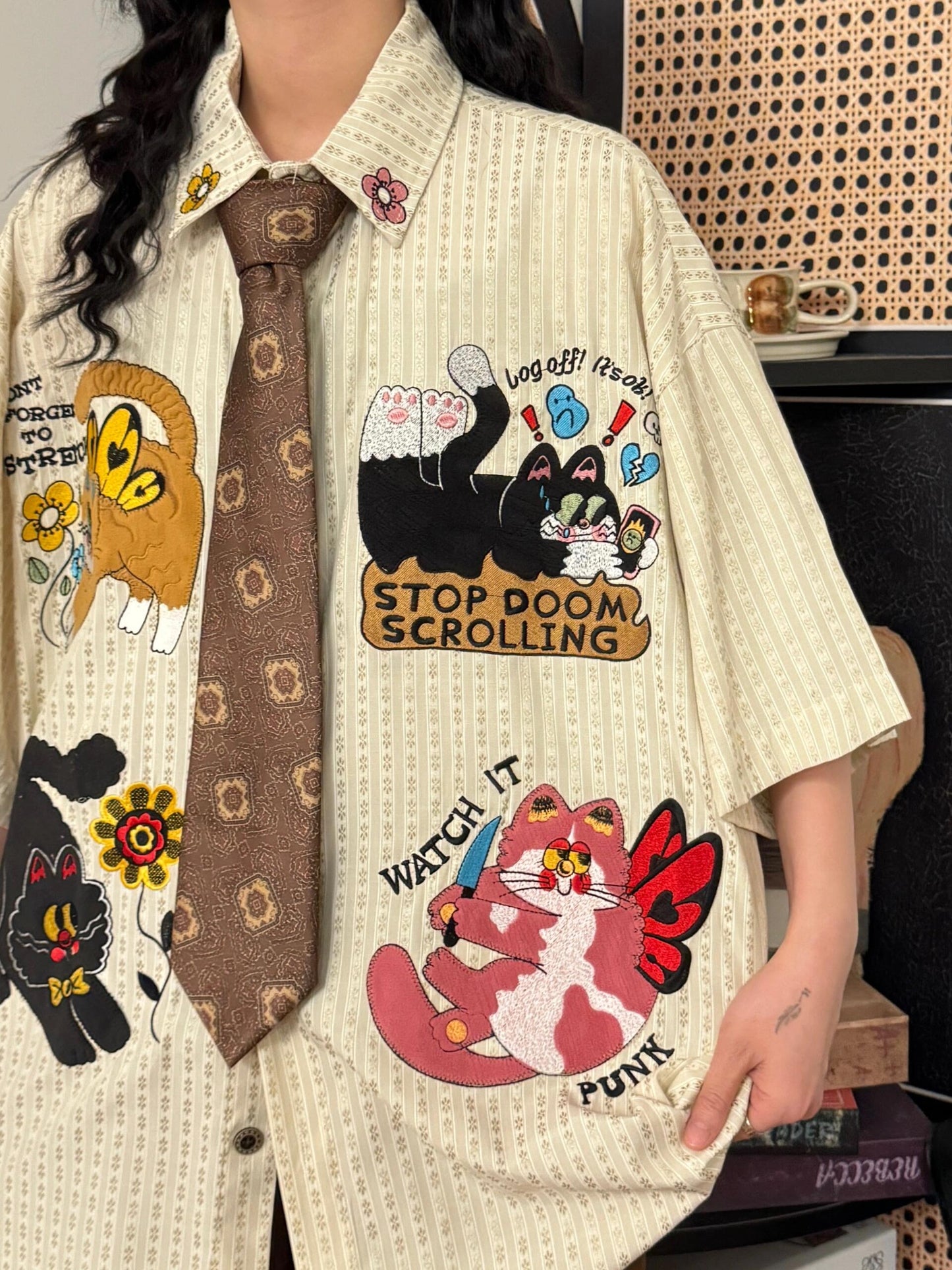 Summer Japanese Retro Personality Fun Cartoon Embroidery Floral Striped Short Sleeve Shirt Tops