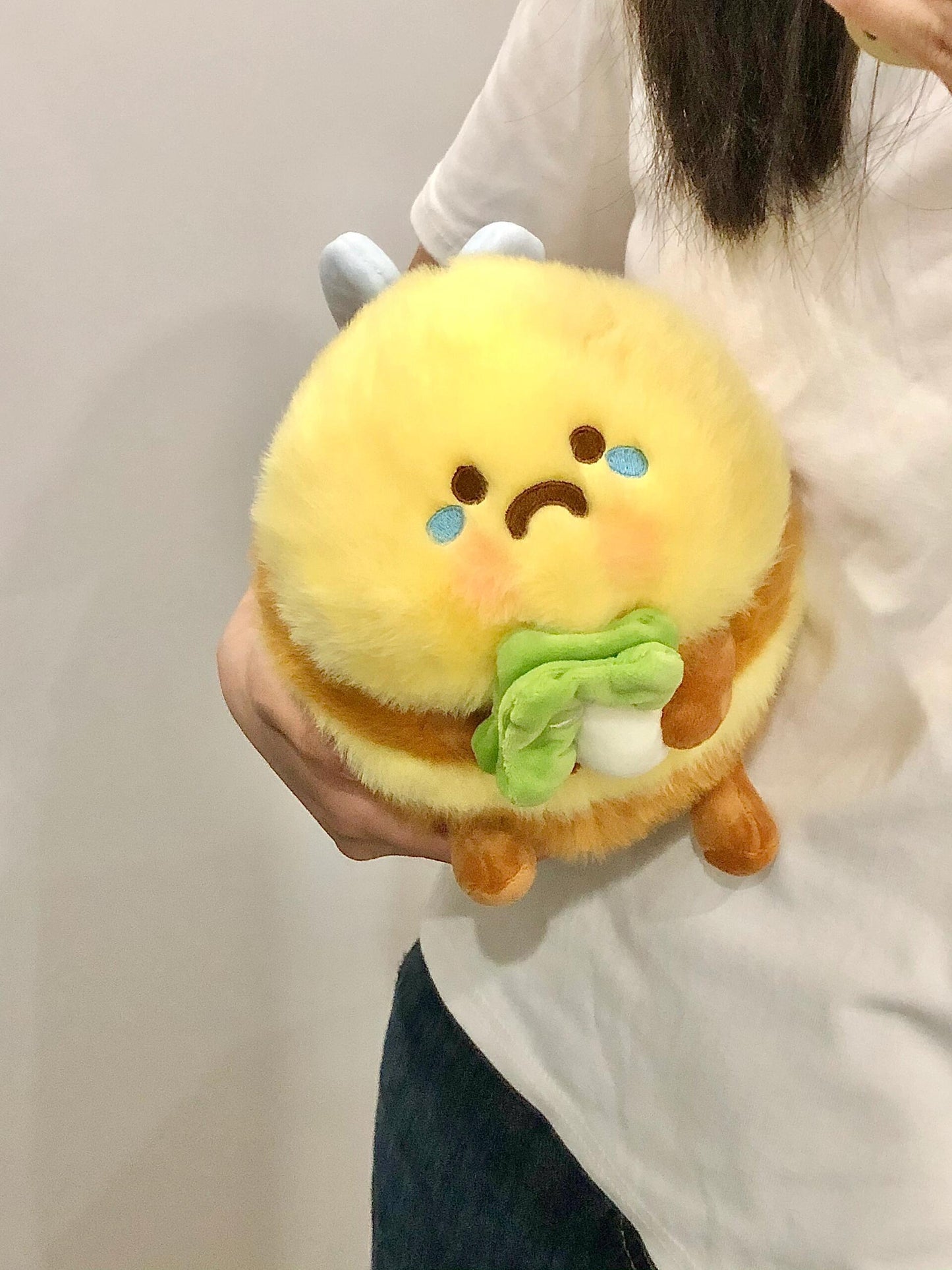 Bumble bee crying ππ