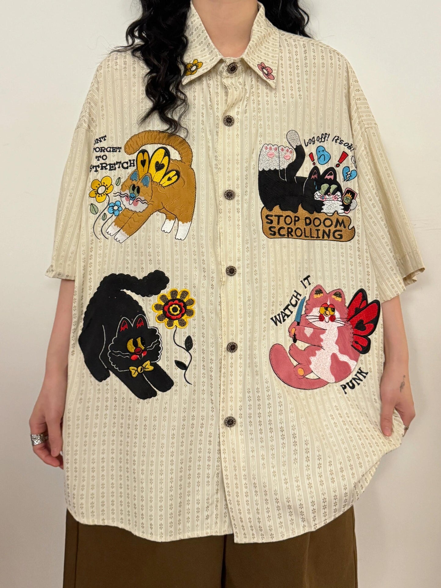 Summer Japanese Retro Personality Fun Cartoon Embroidery Floral Striped Short Sleeve Shirt Tops