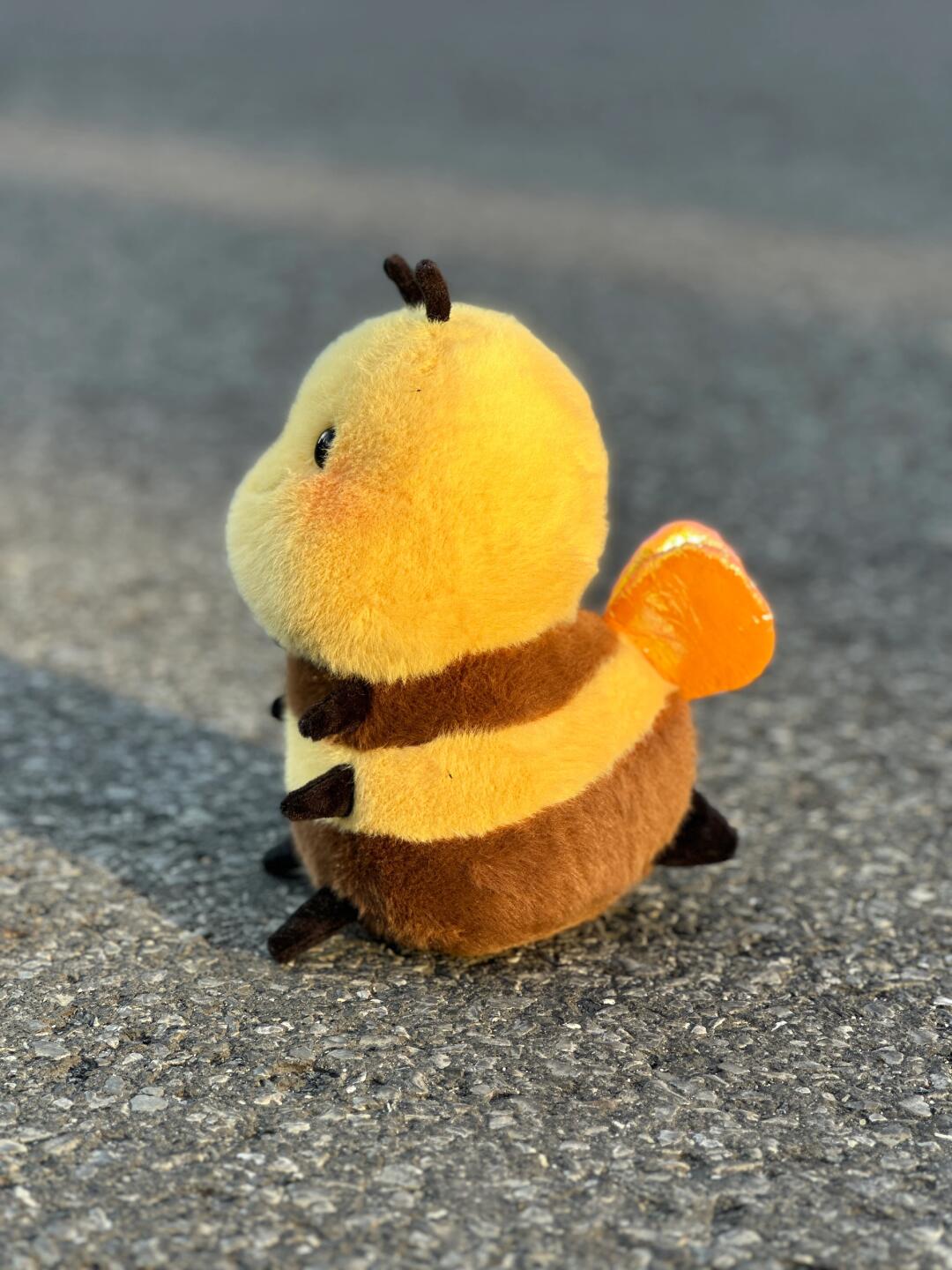 Cute bee π