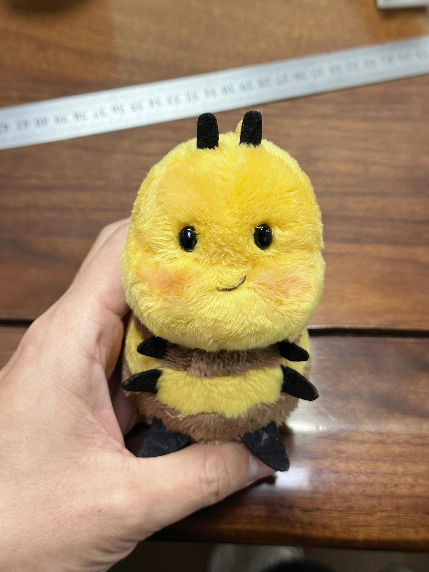 Bee keychain🐝