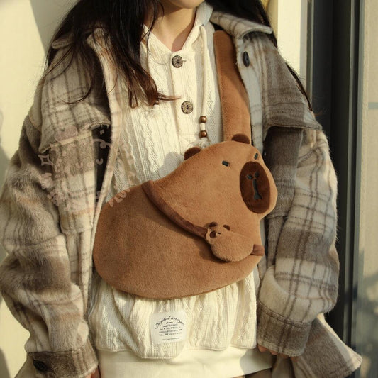 Capybara shoulder bag🤎