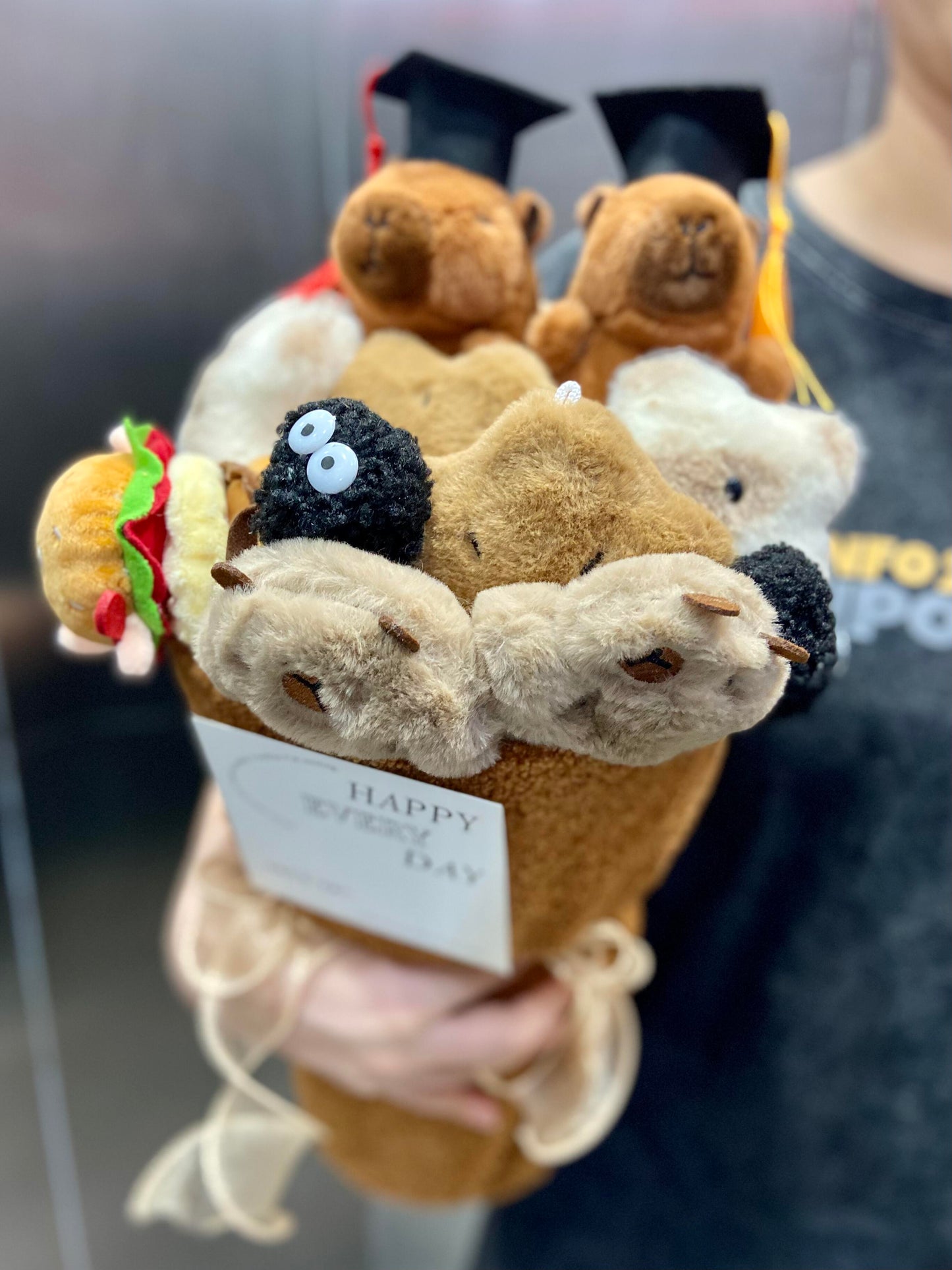 Capybara bouquet🤎🤍