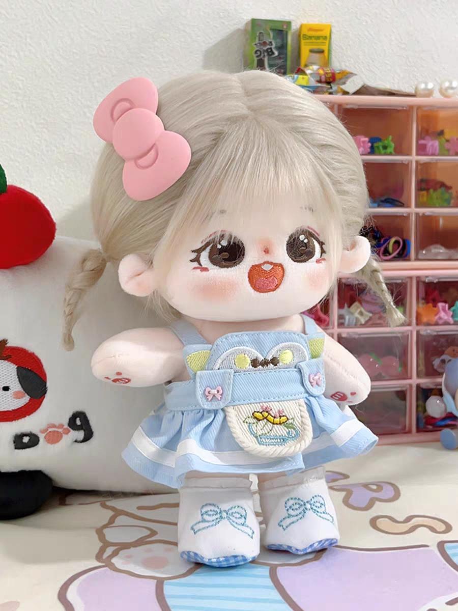 Girl doll dressed cutely👧🏻