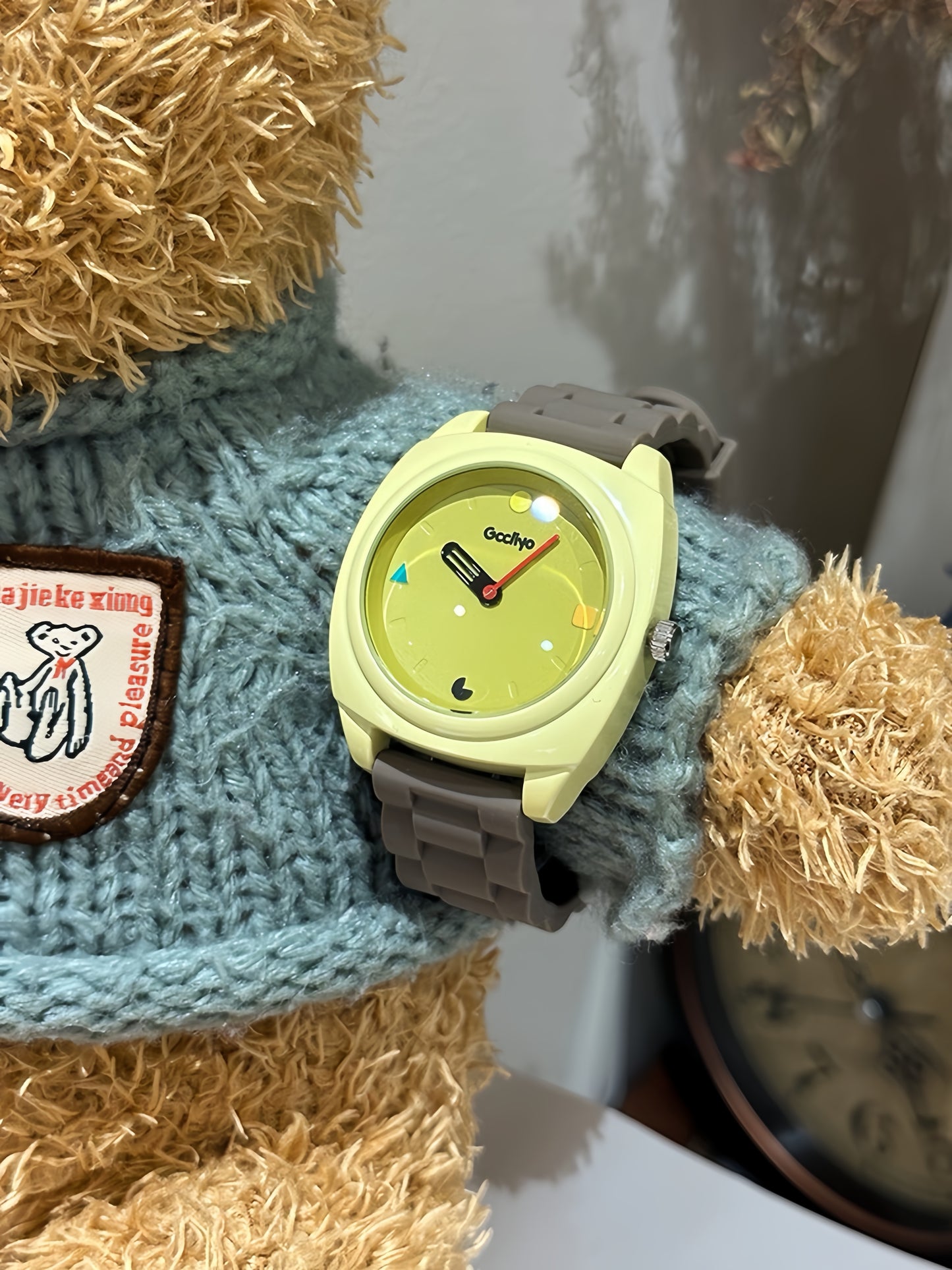 Linger🍡💖🌈🧃 Cute wristwatch in bright colors💞